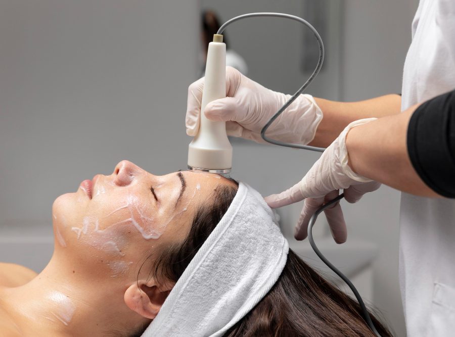 Hydra Facial